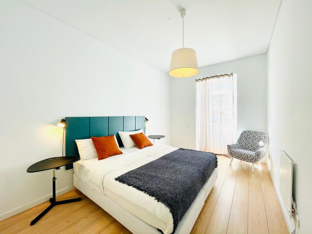 Sunny Arroios Apartment Lisbon Bagian luar foto